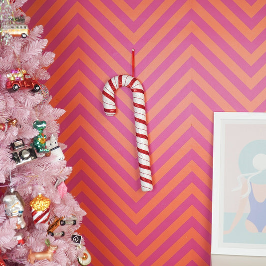 Karkkikeppi 52 cm I valkoinen punaisilla raidoilla - Lempi Lifestyle