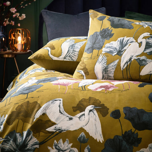 Kushiro - pussilakanasetti – Eleganssia ja harmoniaa Aasian inspiroimalla kurkiprintillä - Lempi Lifestyle