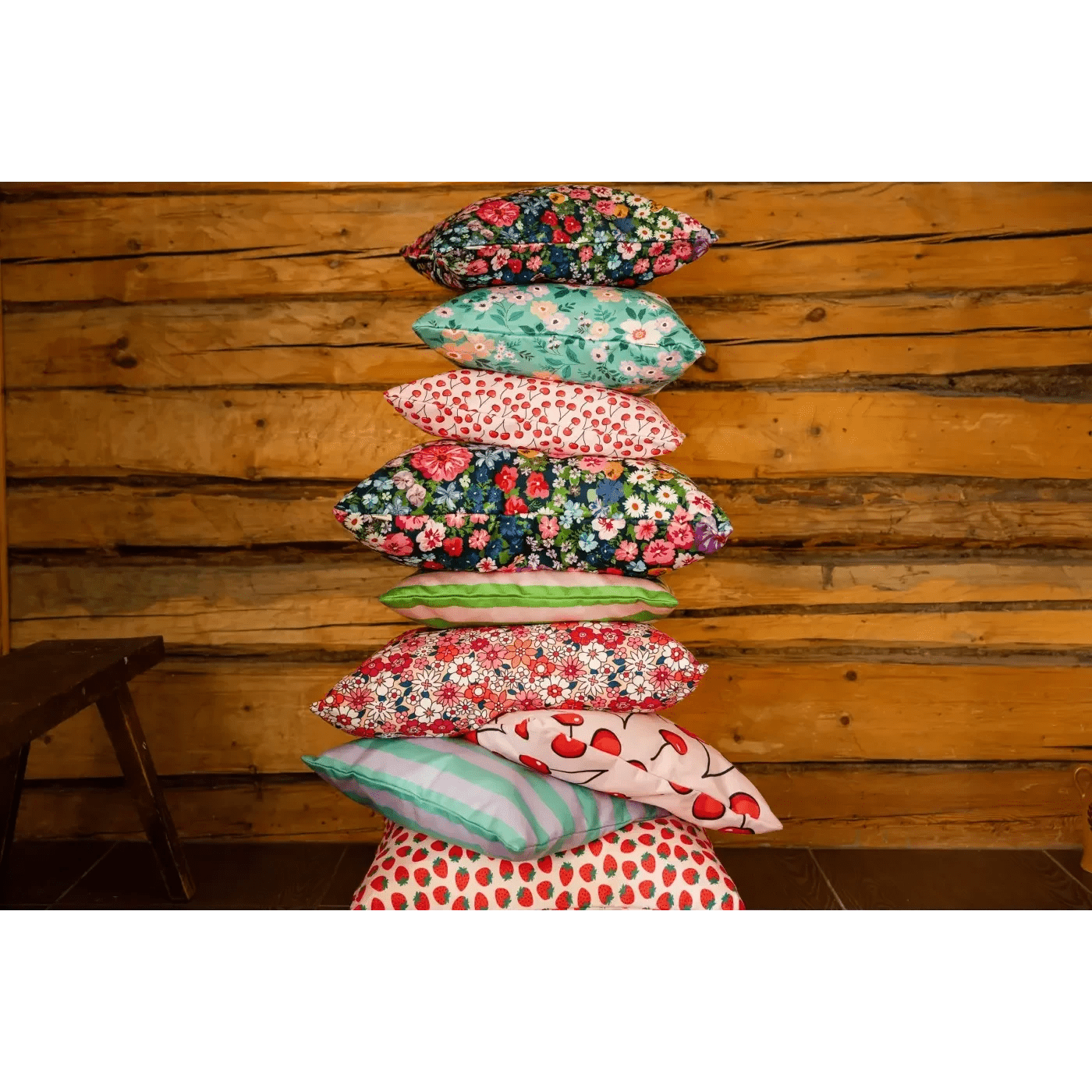 Lempi Colorful Flowers Tyynyliina - Jättityynyliina 70x70 Cm - Lempi Lifestyle