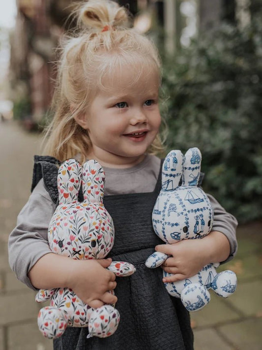 Miffy pupu AllOver Tulppaani | Valkoinen / Punainen - Lempi Lifestyle
