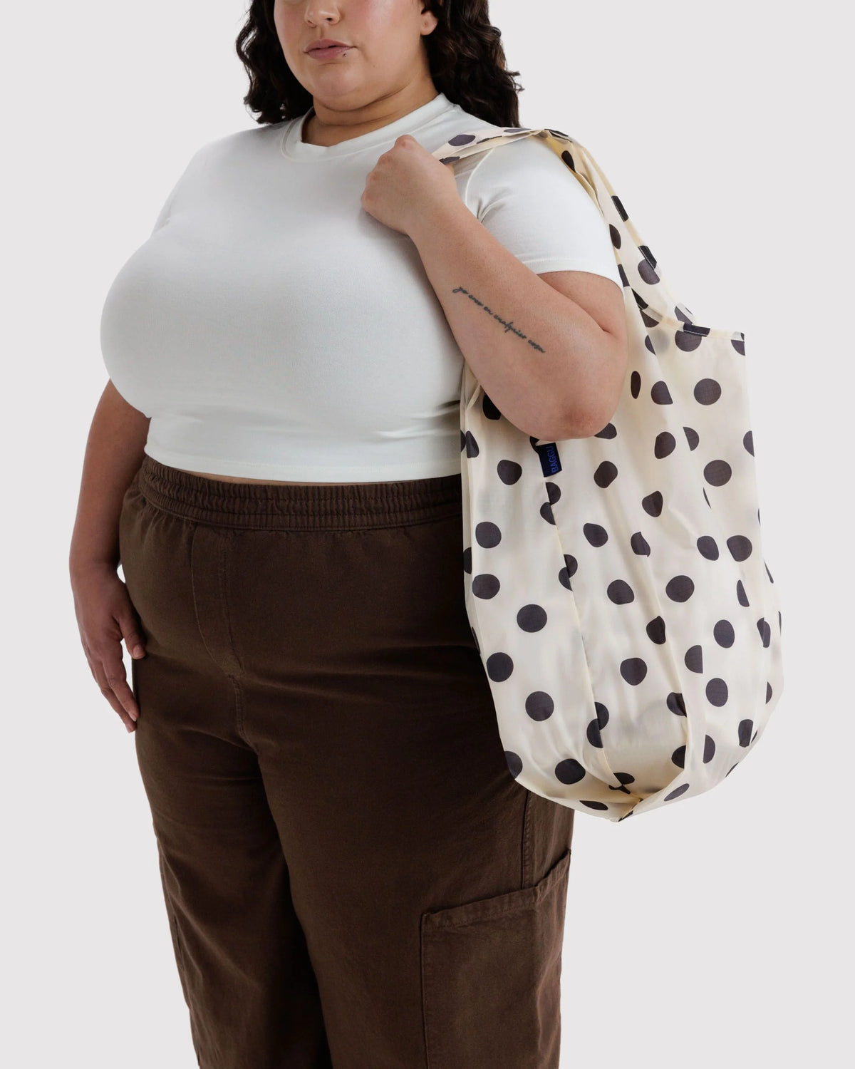 Baggu big - Valkoinen Polka dot pallokuosi