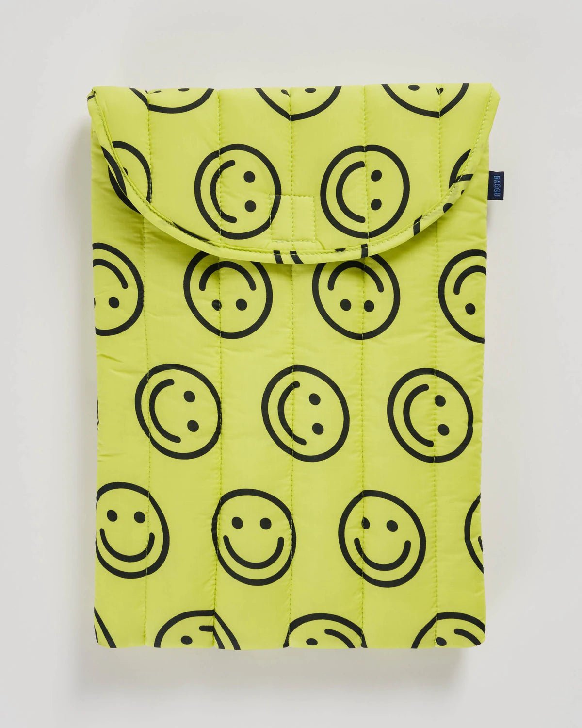 Baggu 16" tietokoneen suojakotelo Smiley I topattu puffy - malli - Lempi Lifestyle