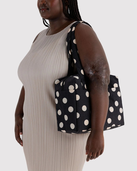 Baggu Everyday Cloud Bag laukku - Black and Cream Polka Dot - Lempi Lifestyle
