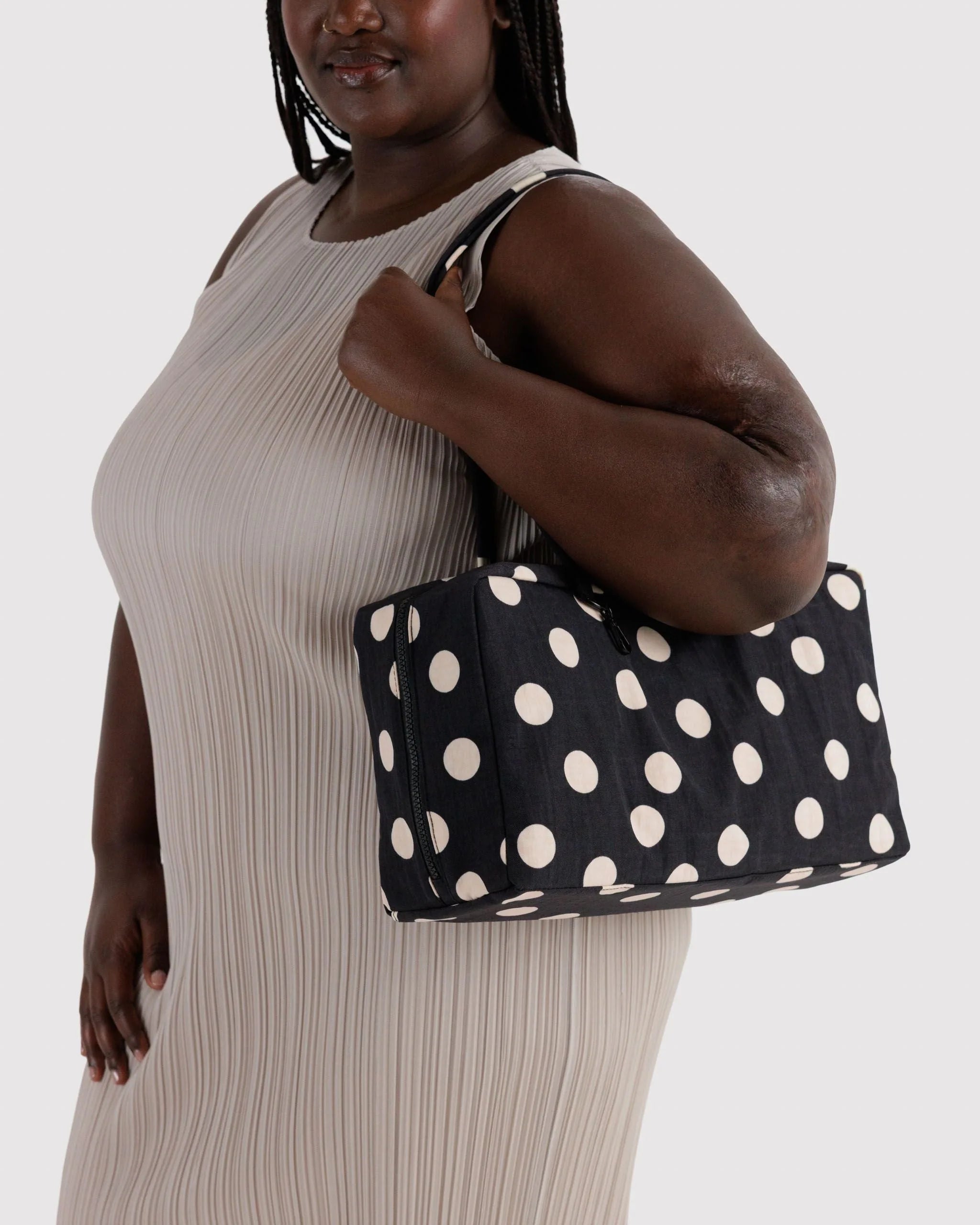 Baggu Medium Nylon Bowler käsilaukku - Black and Cream Polka Dot - Lempi Lifestyle