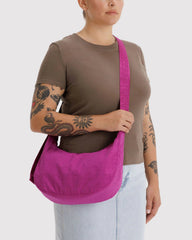 Baggu Medium Nylon Crescent - Fuchsia - Lempi Lifestyle