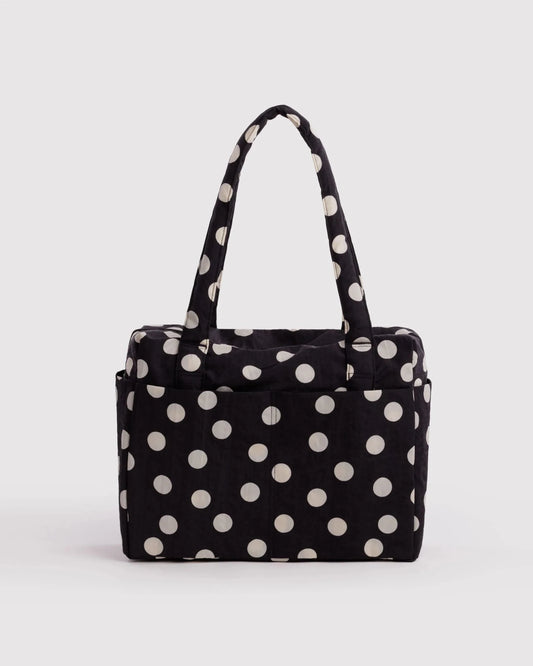 Baggu Small Cloud Carry-On matkakassi - Black and Cream Polka Dot - Lempi Lifestyle