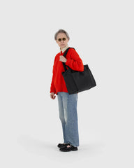 Baggu Small Cloud Carry - On - viikonloppu kassi musta - Lempi Lifestyle
