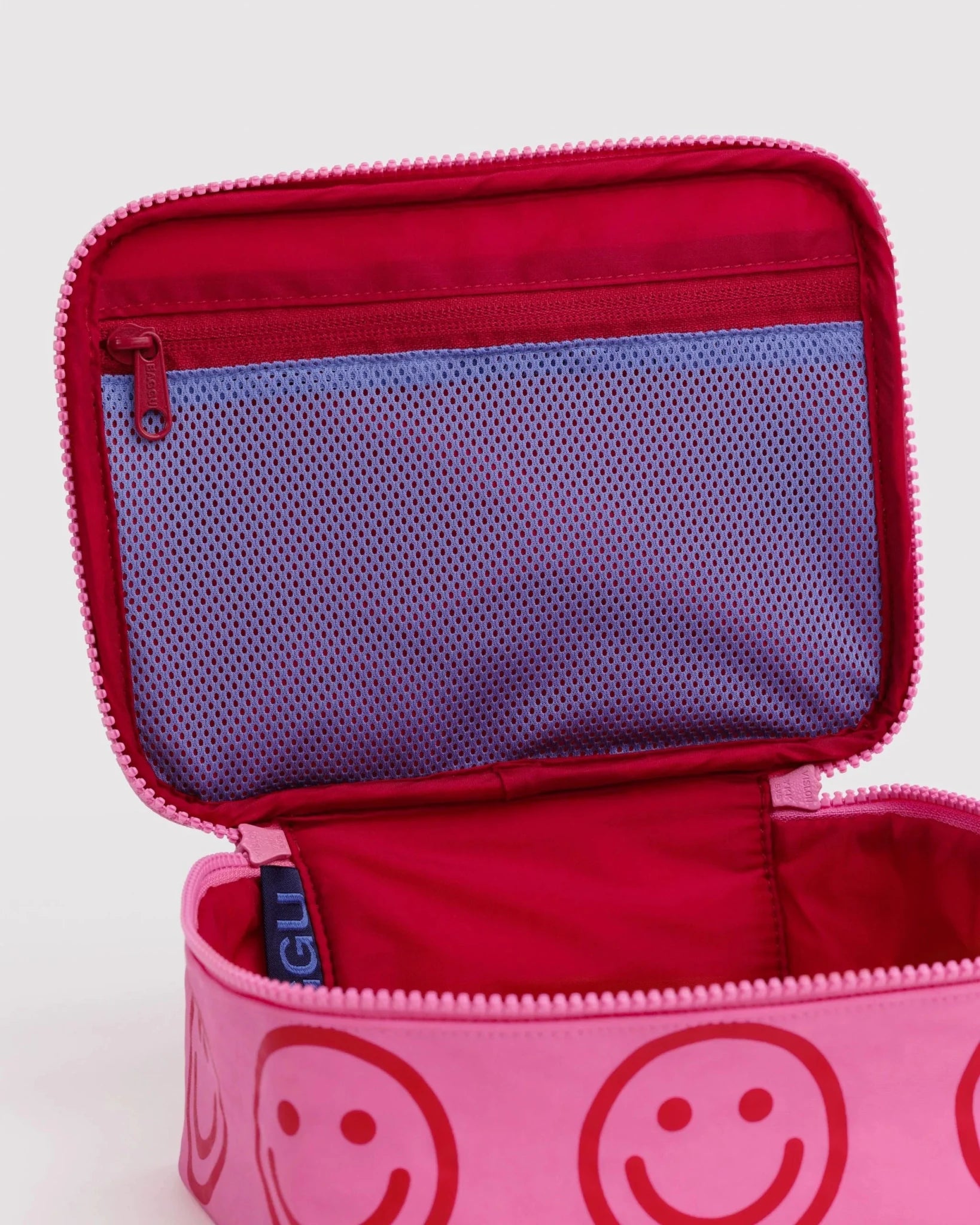 Baggu Small Cosmetic Case meikkilaukku - Azalea Pink Happy - Lempi Lifestyle