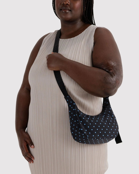 Baggu Small Nylon Crescent laukku - Black and Sky Blue Micro Dot - Lempi Lifestyle