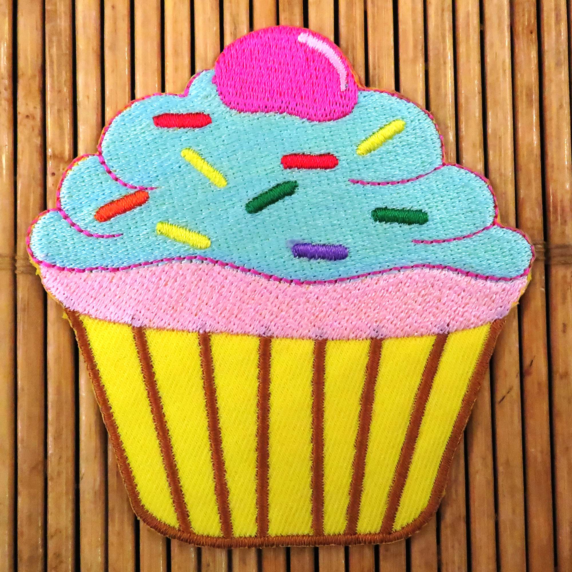 Kangasmerkki silitettävä I cupcake - Lempi Lifestyle