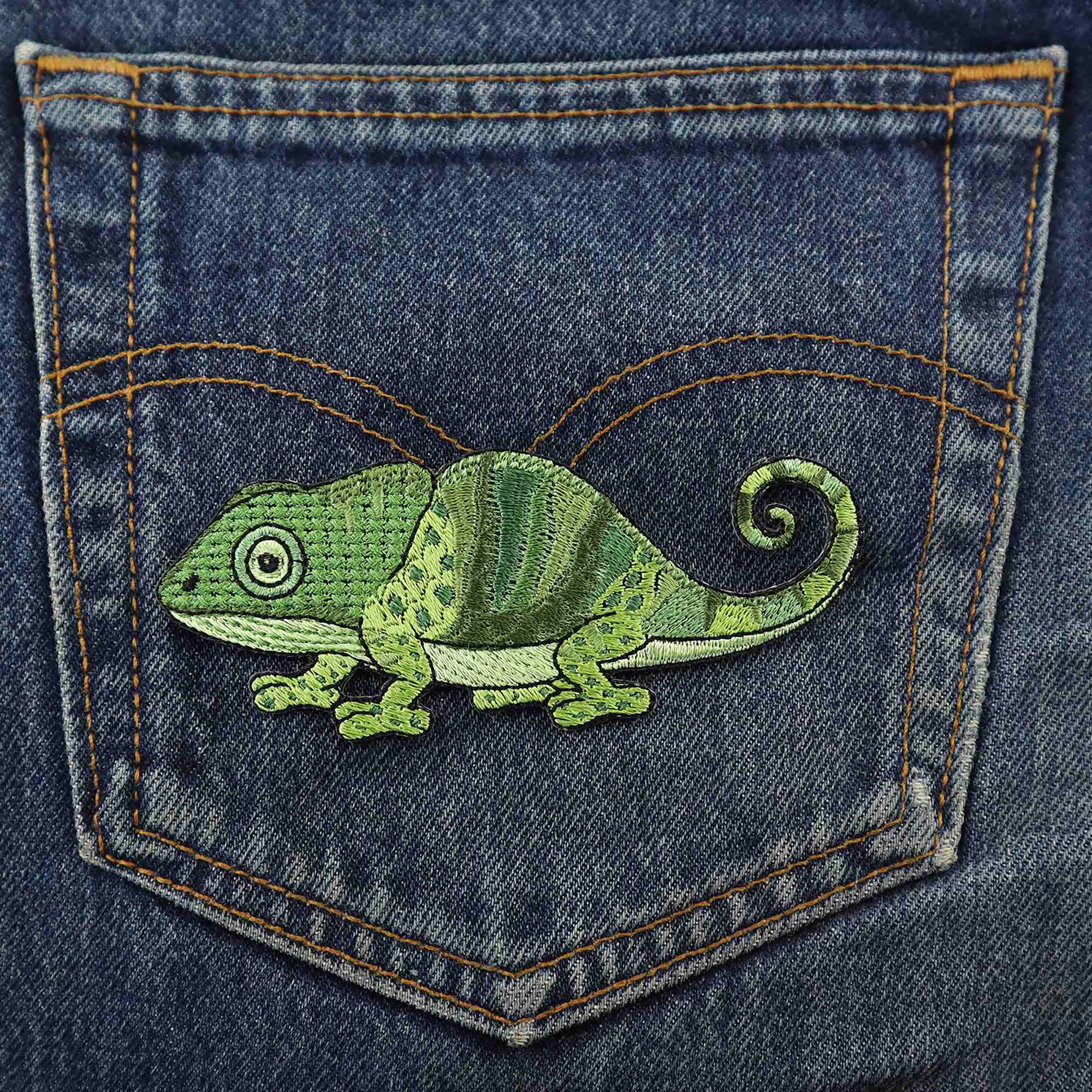 Kangasmerkki silitettävä I kameleontti eri värejä - Lempi Lifestyle