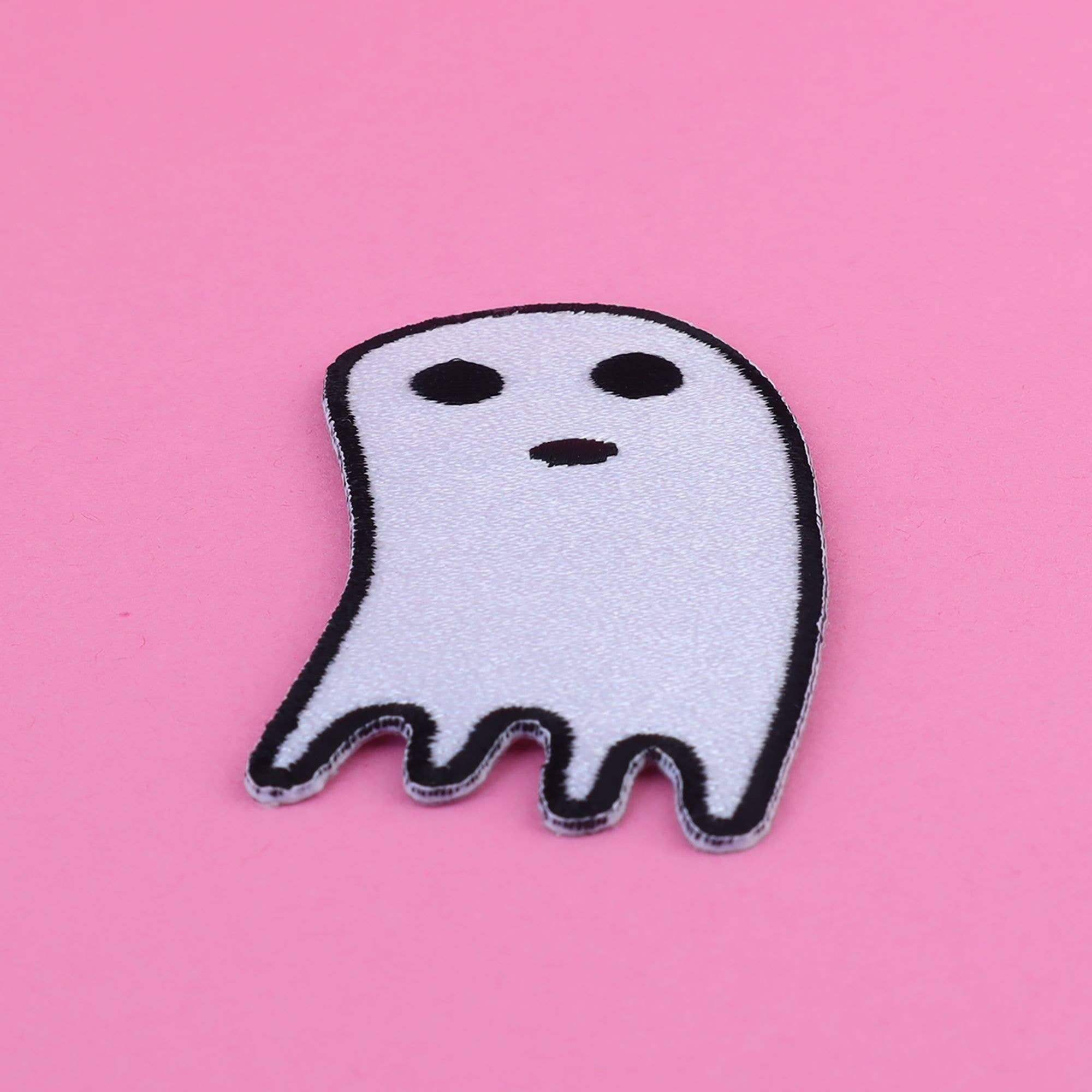 Kangasmerkki silitettävä I kummitus - Lempi Lifestyle