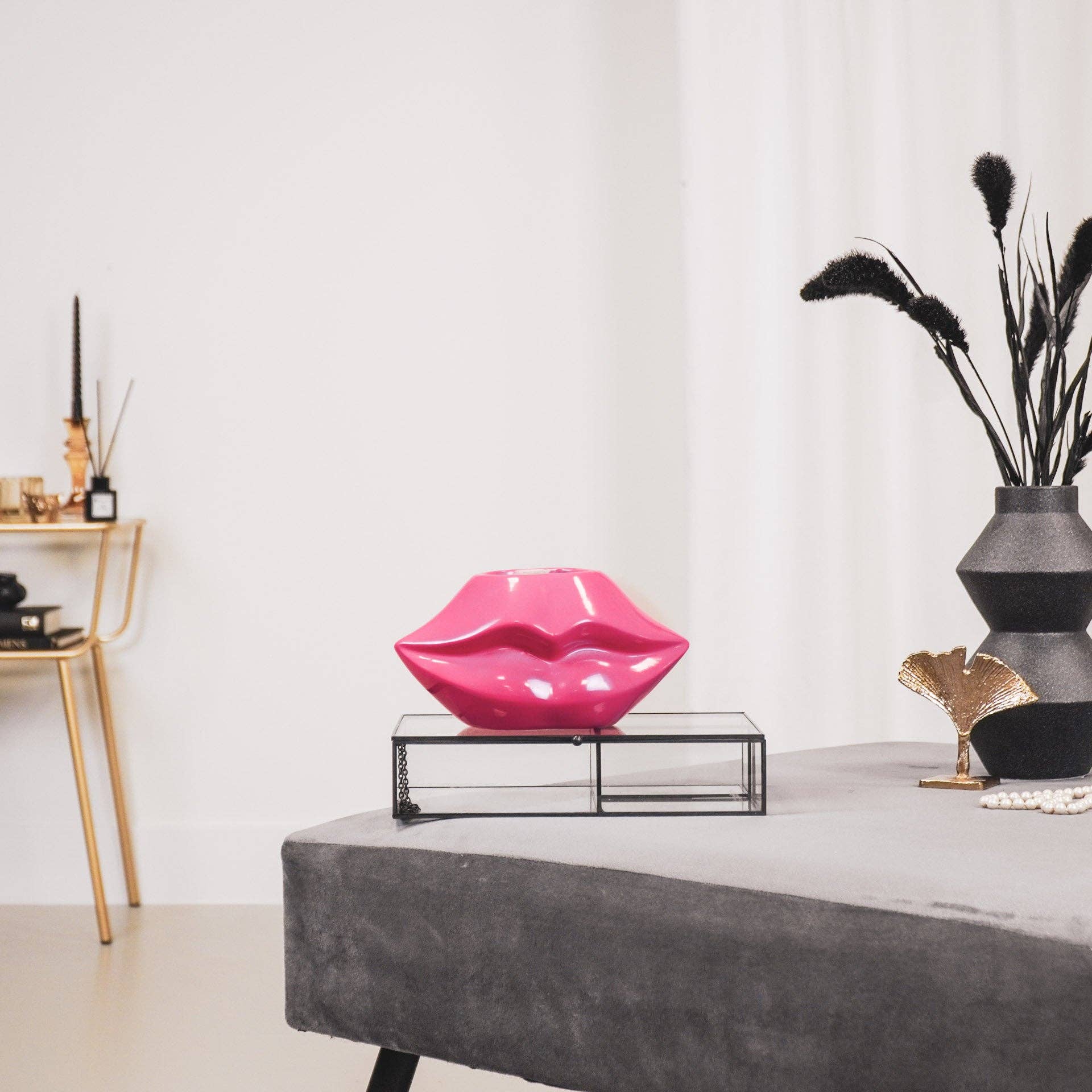 Keraaminen huulimaljakko - neonpinkki 21 cm - Lempi Lifestyle
