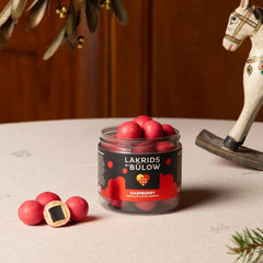 Lakrids by Bülow Crispy Raspberry - suklaakuorrutettu lakritsi 115 g - Lempi Lifestyle