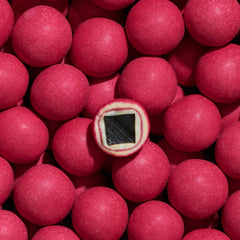 Lakrids by Bülow Crispy Raspberry - suklaakuorrutettu lakritsi 115 g - Lempi Lifestyle