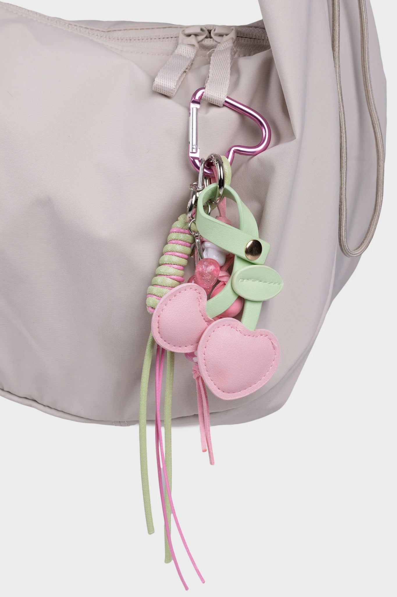 Laukkukoriste I Söpö vaaleanpunainen kirsikka - Lempi Lifestyle