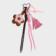 Laukkukoriste I vaaleanpunainen kukka - Lempi Lifestyle