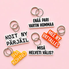 Avaimenperä Misä helveti välis? - laukkukoru asenteella