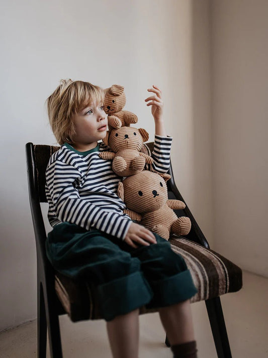 Pehmolelu nallekarhu - Miffy samettinen unilelu - Lempi Lifestyle