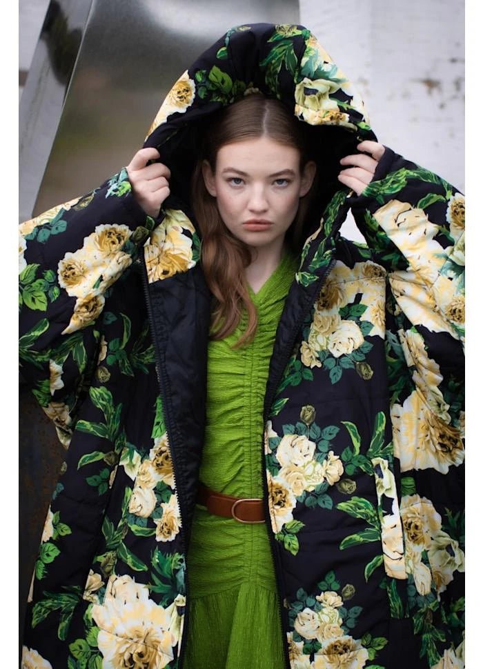 Sittingsuits Takki WINTER GARDEN - Tumma Kukkakuosi - Lempi Lifestyle