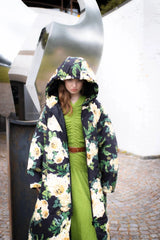 Sittingsuits Takki WINTER GARDEN - Tumma Kukkakuosi - Lempi Lifestyle