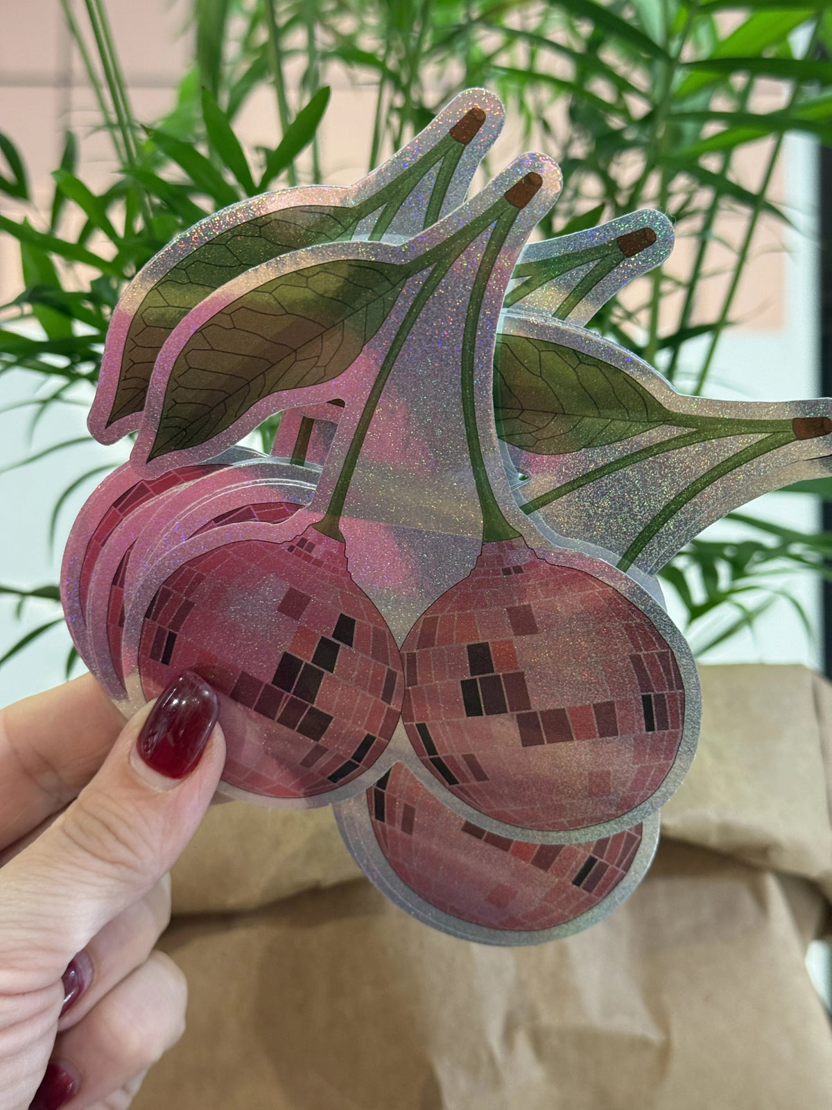 Vinyylitarra - Cherry - Lempi Lifestyle